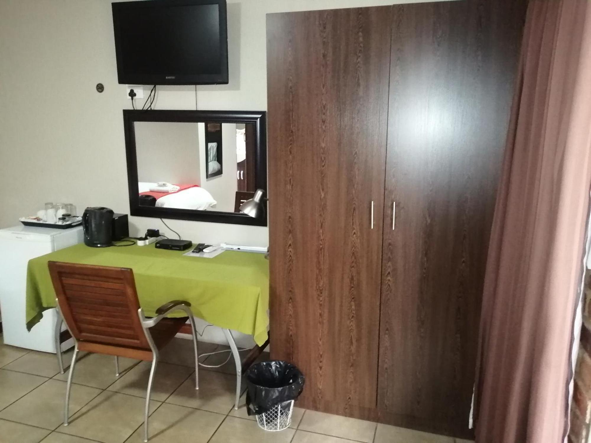 24 Onvrey Guest House Boksburg Kültér fotó