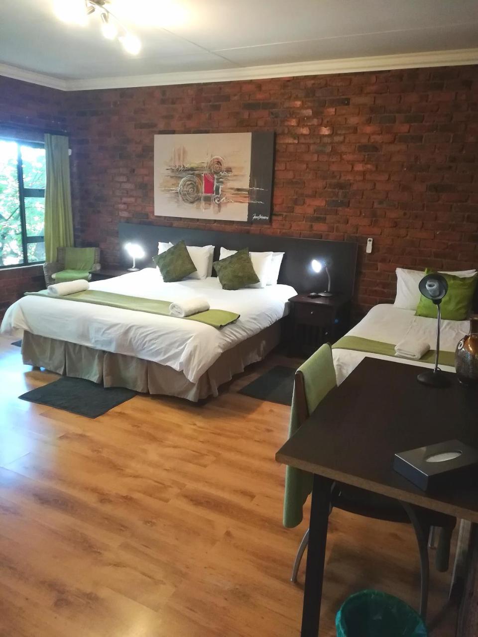 24 Onvrey Guest House Boksburg Kültér fotó