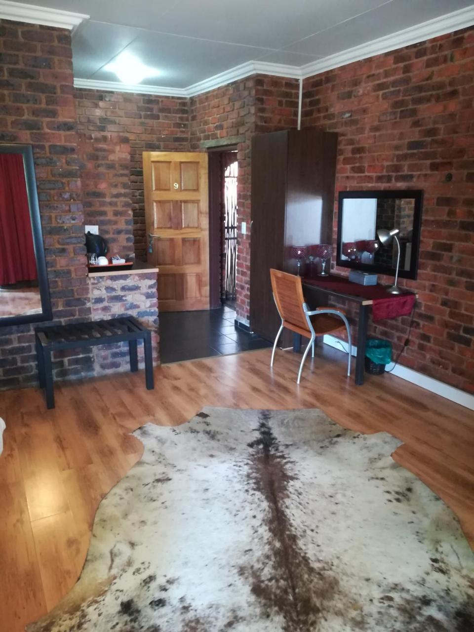 24 Onvrey Guest House Boksburg Kültér fotó